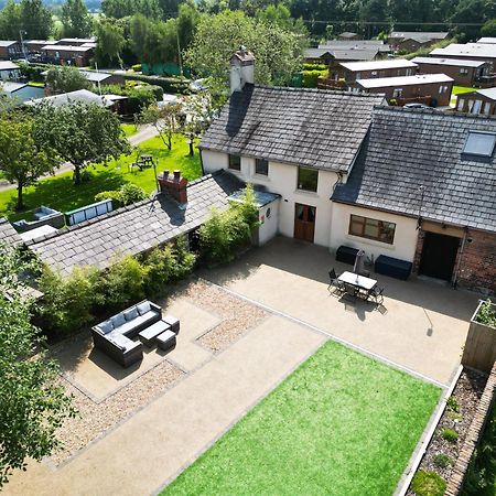 Abbey Farm House ออร์มสเคิร์ก ภายนอก รูปภาพ